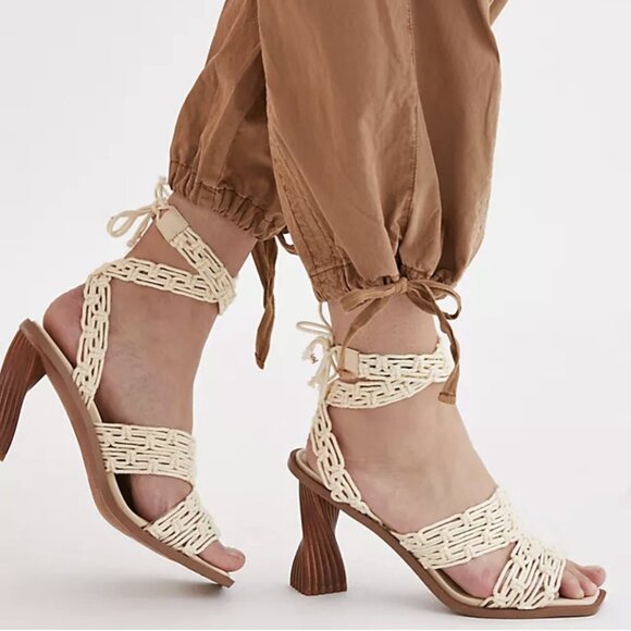 NEW Sam Edelman Anthropologie Harleigh Crochet Lace Up Heels in Natural Sz. 9.5 - Picture 1 of 10